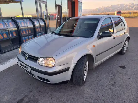 Volkswagen Golf 1998 года за 2 000 000 тг. в Алматы – фото 3