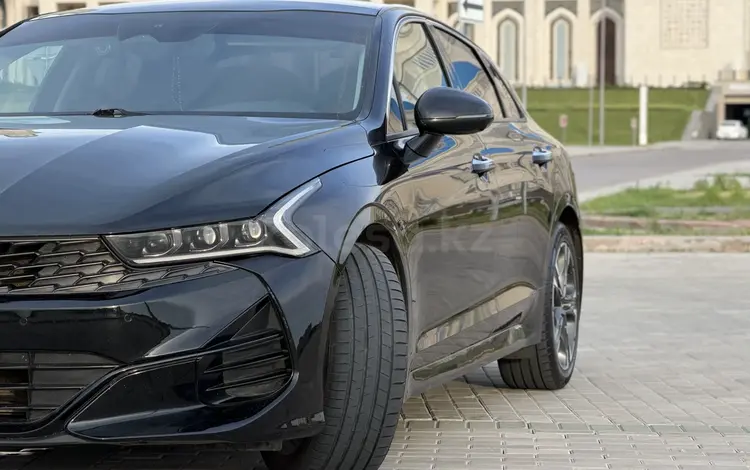 Kia K5 2021 года за 10 700 000 тг. в Астана