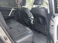 Toyota Land Cruiser Prado 2018 года за 26 900 000 тг. в Актобе – фото 13