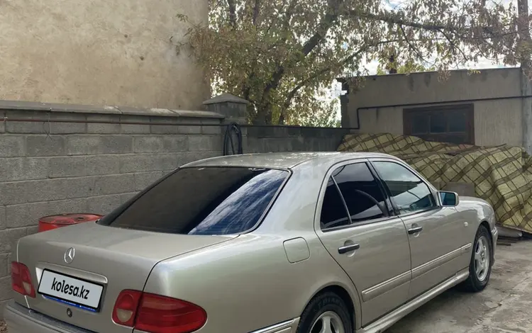 Mercedes-Benz E 320 1996 года за 2 900 000 тг. в Шымкент