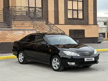 Toyota Camry 2005 года за 5 500 000 тг. в Актобе – фото 2