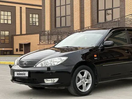 Toyota Camry 2005 года за 5 500 000 тг. в Актобе – фото 9