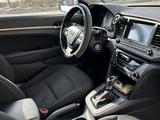 Hyundai Elantra 2017 года за 6 900 000 тг. в Уральск