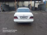 Mercedes-Benz E 220 1994 года за 2 600 000 тг. в Тараз – фото 4