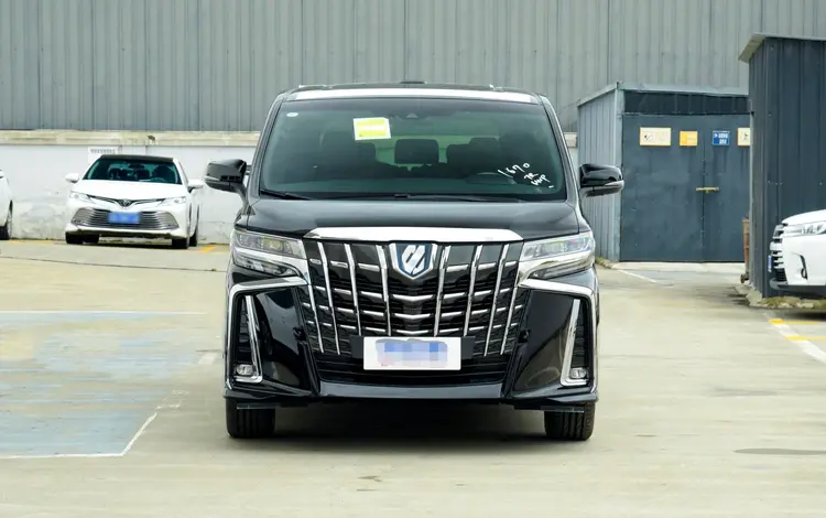 Toyota Alphard 2024 годаүшін75 800 000 тг. в Алматы