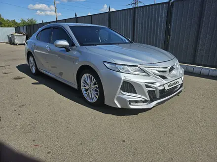 Toyota Camry 2020 года за 13 500 000 тг. в Астана