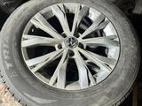 Летние шины с дисками Triangle R17 за 290 000 тг. в Караганда