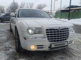 Chrysler 300C 2008 года за 5 800 000 тг. в Алматы – фото 2