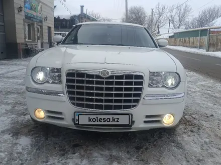 Chrysler 300C 2008 года за 6 500 000 тг. в Алматы – фото 3