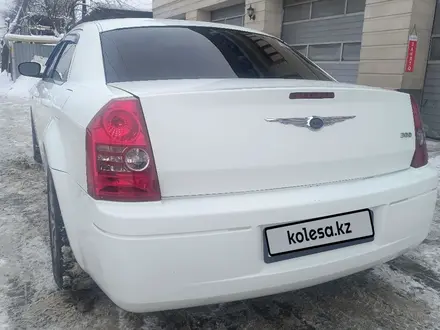 Chrysler 300C 2008 года за 6 500 000 тг. в Алматы – фото 6