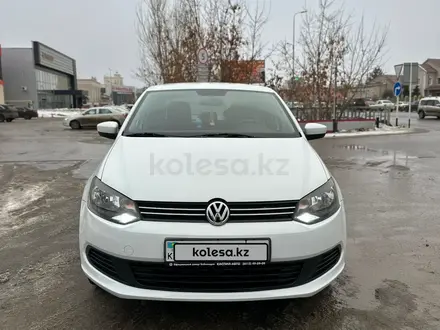 Volkswagen Polo 2015 года за 4 850 000 тг. в Актобе