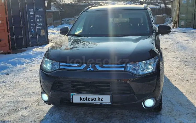 Mitsubishi Outlander 2012 годаүшін7 000 000 тг. в Алматы