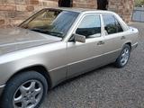 Mercedes-Benz E 230 1990 годаүшін850 000 тг. в Жаркент – фото 2