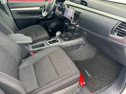 Toyota Hilux Prestige 2025 года за 25 000 000 тг. в Семей – фото 13