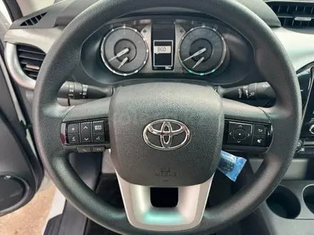 Toyota Hilux Prestige 2025 года за 25 000 000 тг. в Семей – фото 9