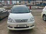 Toyota Ipsum 2004 годаүшін5 500 000 тг. в Атырау