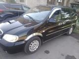 Kia Carnival 2003 года за 2 200 000 тг. в Караганда – фото 3