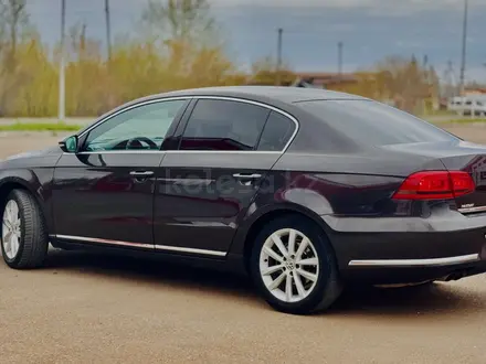 Volkswagen Passat 2011 года за 4 700 000 тг. в Костанай – фото 2