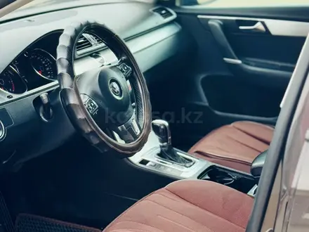 Volkswagen Passat 2011 года за 4 700 000 тг. в Костанай – фото 5
