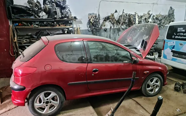 Peugeot 206 2003 года за 999 000 тг. в Актобе