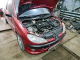 Peugeot 206 2003 года за 999 000 тг. в Актобе – фото 2
