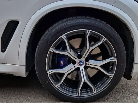 BMW X5 2019 года за 39 500 000 тг. в Алматы – фото 27