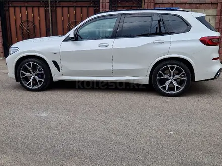 BMW X5 2019 года за 39 500 000 тг. в Алматы – фото 8
