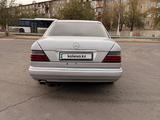 Mercedes-Benz E 220 1995 годаүшін2 200 000 тг. в Жезказган – фото 4
