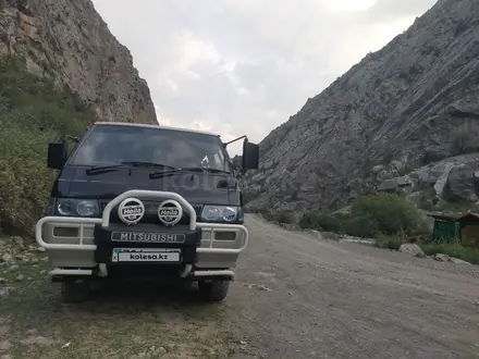 Mitsubishi Delica 1995 года за 2 500 000 тг. в Сарыагаш – фото 5