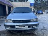 Toyota Carina E 1995 года за 1 620 000 тг. в Усть-Каменогорск – фото 2