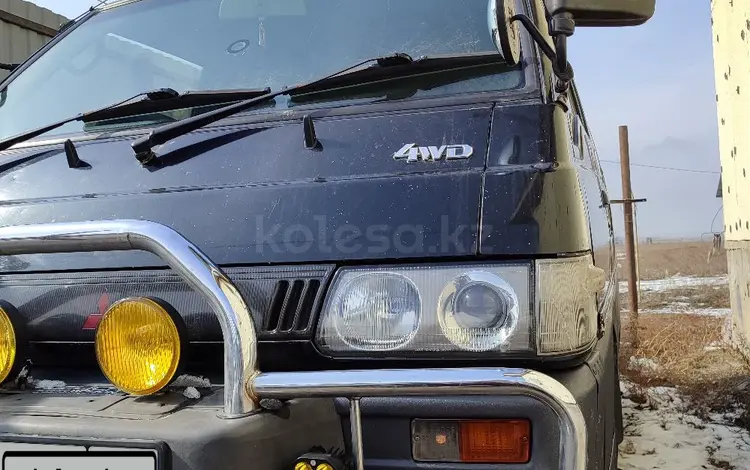 Mitsubishi Delica 1993 годаүшін2 500 000 тг. в Алматы