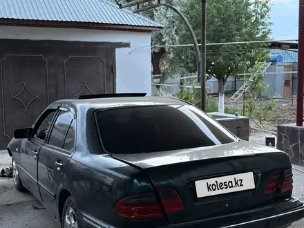 Mercedes-Benz E 280 1997 года за 1 200 000 тг. в Кызылорда