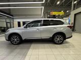 Mitsubishi Outlander 2015 года за 10 800 000 тг. в Алматы – фото 4