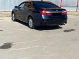 Toyota Camry 2013 года за 9 800 000 тг. в Атырау – фото 5