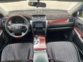 Toyota Camry 2013 годаүшін9 800 000 тг. в Атырау – фото 6
