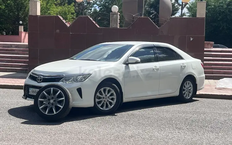 Toyota Camry 2015 года за 9 200 000 тг. в Астана