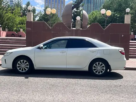 Toyota Camry 2015 года за 9 100 000 тг. в Астана – фото 3