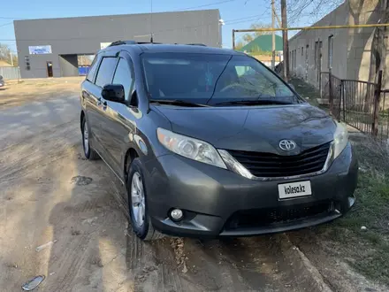 Toyota Sienna 2012 года за 9 000 000 тг. в Атырау – фото 6