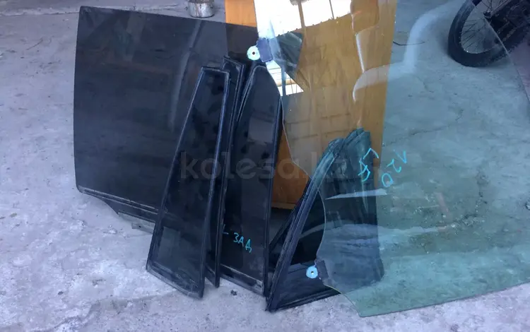 Прадо 150 стекла дверей форточки за 1 000 тг. в Алматы