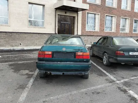 Volkswagen Vento 1993 года за 350 000 тг. в Караганда – фото 4