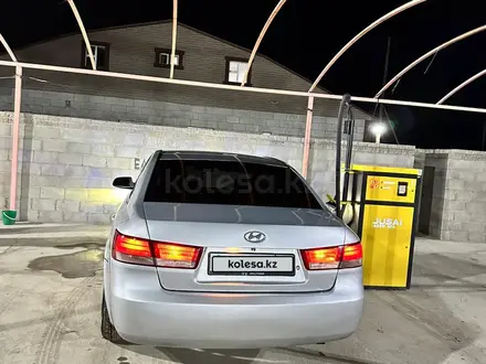 Hyundai Sonata 2006 года за 4 000 000 тг. в Караганда – фото 3