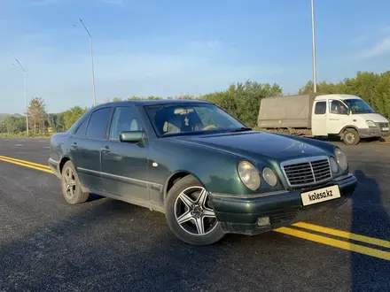 Mercedes-Benz E 280 1996 года за 2 000 000 тг. в Усть-Каменогорск – фото 5