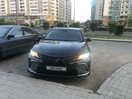 Toyota Camry 2020 года за 12 500 000 тг. в Астана