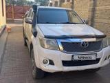 Toyota Hilux 2013 года за 8 500 000 тг. в Актобе