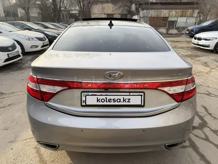Hyundai Grandeur 2013 года за 8 500 000 тг. в Алматы – фото 10
