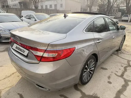 Hyundai Grandeur 2013 года за 8 500 000 тг. в Алматы – фото 12