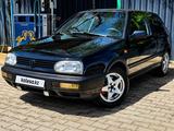 Volkswagen Golf 1994 годаүшін2 100 000 тг. в Уральск
