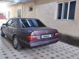 Mercedes-Benz E 220 1992 года за 1 300 000 тг. в Алматы – фото 2