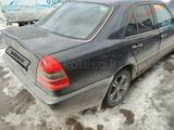 Mercedes-Benz C 200 1994 года за 1 100 000 тг. в Караганда – фото 2