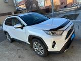 Toyota RAV4 2021 годаүшін17 000 000 тг. в Атырау – фото 3